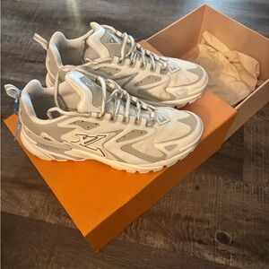 Louis Vuitton Light Gray and White Athletic Shoes